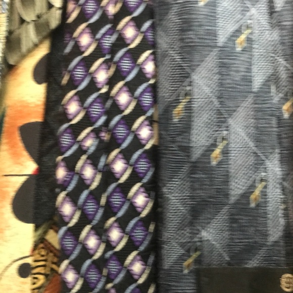 Men’s ties. In a batch - Picture 3 of 3
